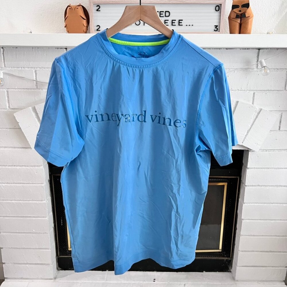Vineyard Vines Logo Rash Guard Short Sleeve Swim Shirt